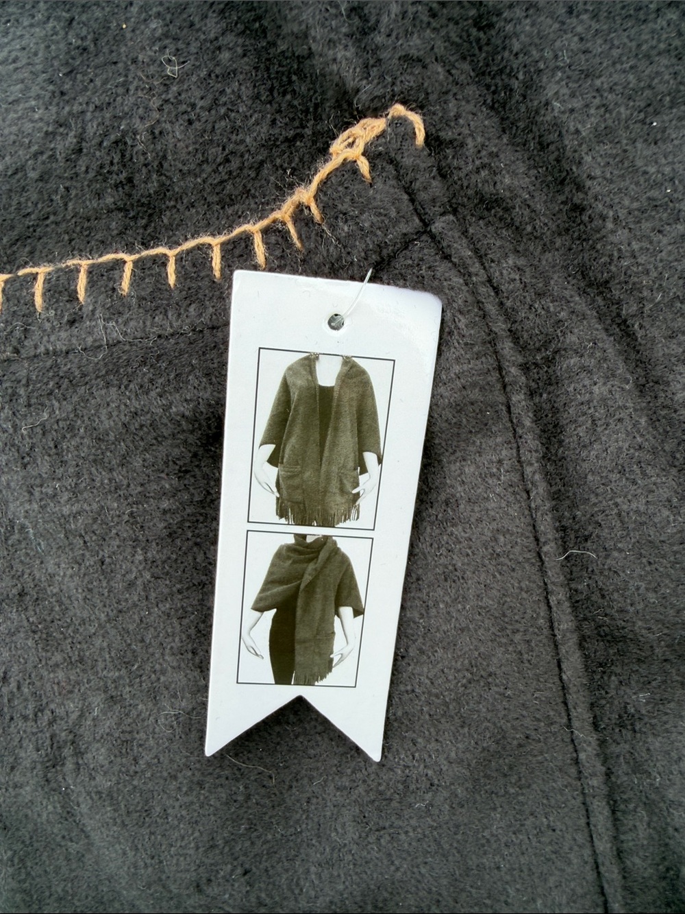 ❤️🫶🏼HOST PICK❤️🫶🏼 Cruise Casual Dark Gray Fringe Travel Wrap. NWT